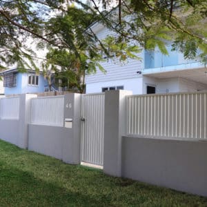 Front entry screen and gate